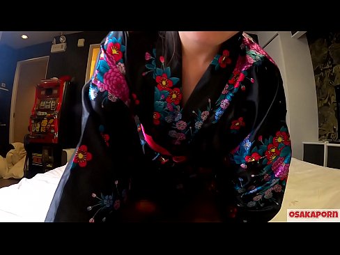 ❤️ ځوان cosplay نجلۍ په یوه آس او په یوه blowjob کې د squirt سره orgasm ته جنس خوښوي. اسيايي نجلۍ چې ويښتان لرونکې بلۍ او ښکلې سينه يې په دوديز جاپاني لباس کې په شوقيه ويډيو کې د مشت زنی ښکارندویي کوي. ساکورا 3 اوساکاپورن. ❌  ❤